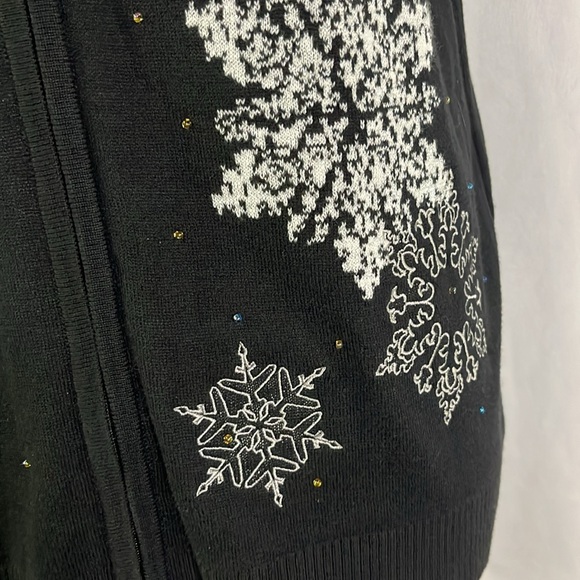 Christopher & Banks Black & White Beaded Snowflake Zip Front Knit Vest - Picture 8 of 15
